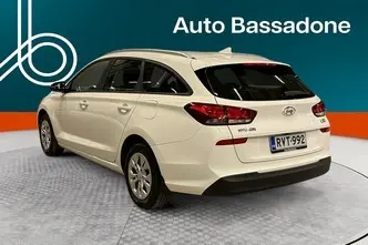 Hyundai i30, 1.5, 80 kW, petrol, manual, front-wheel drive