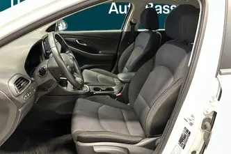 Hyundai i30, 1.5, 80 kW, petrol, manual, front-wheel drive