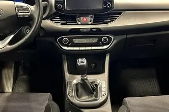 Hyundai i30, 1.5, 80 kW, petrol, manual, front-wheel drive