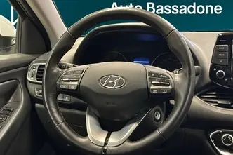 Hyundai i30, 1.5, 80 kW, petrol, manual, front-wheel drive