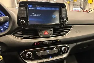 Hyundai i30, 1.5, 80 kW, petrol, manual, front-wheel drive