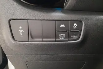 Hyundai Kona, 1.6, 77 kW, hybrid, automatic, front-wheel drive