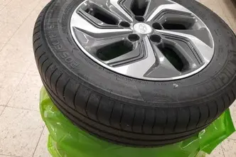 Hyundai Kona, 1.6, 77 kW, hybrid, automatic, front-wheel drive