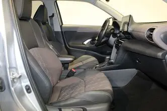 Toyota Yaris Cross, 1.5, 68 kW, hübriid, automaat, esivedu