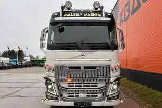 Volvo FH 16 750 6x4, 552 kW, diisel, automaat