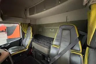 Volvo FH 16 750 6x4, 552 kW, diisel, automaat