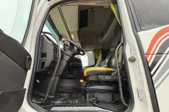Volvo FH 16 750 6x4, 552 kW, diisel, automaat