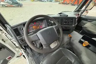 Volvo FM 9 340 6x2, 9.4, 250 kW, diisel, manuaal, tagavedu