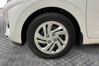 Hyundai i10, 1.0, 49 kW, bensiin, manuaal, esivedu