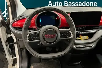 Fiat 500e, 87 kW, elekter, automaat, esivedu