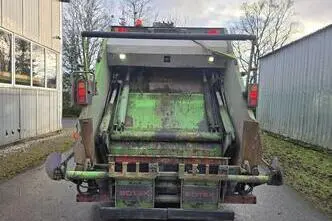 Scania P320 6X2 NTM 15.5+4.5m³, 235 kW, diisel, automaat