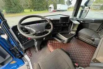 Scania R560, 412 kW, diisel, automaat