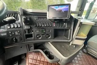 Scania R560, 412 kW, diisel, automaat