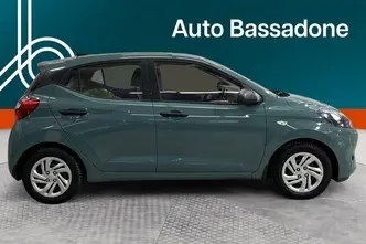 Hyundai i10, 1.0, 49 kW, бензин, механическая, передний привод