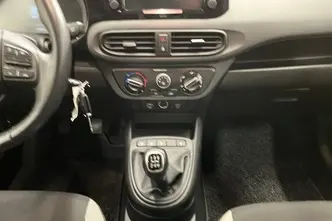 Hyundai i10, 1.0, 49 kW, бензин, механическая, передний привод