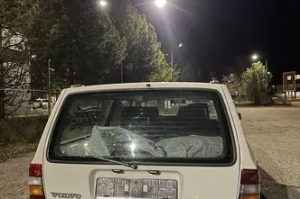 Volvo 240, 2.4, 85 kW, petrol, manual, rear-wheel drive