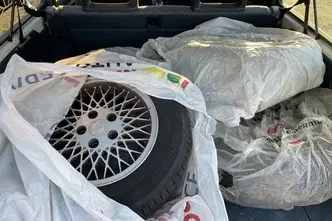 Volvo 240, 2.4, 85 kW, petrol, manual, rear-wheel drive