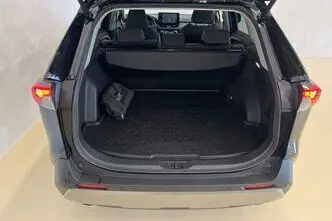 Toyota RAV4, 2.5, 131 kW, hybrid, automatic, front-wheel drive