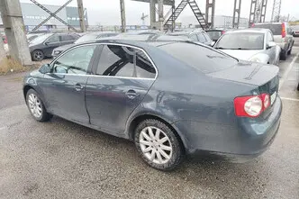 Volkswagen Jetta, 1.6, 85 kW, bensiin, manuaal, esivedu