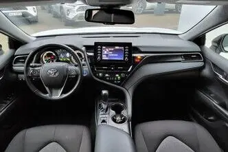 Toyota Camry, 2.5, 131 kW, hybrid, automatic, front-wheel drive