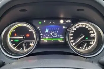 Toyota Camry, 2.5, 131 kW, hybrid, automatic, front-wheel drive