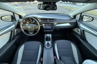 Toyota Avensis, 2.0, 105 kW, diisel, manuaal, esivedu