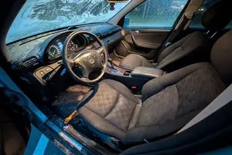 Mercedes-Benz C 220, 2.1, 110 kW, diisel, automaat, tagavedu