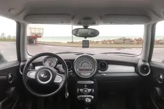 MINI ONE, 1.4, 55 kW, bensiin, manuaal, esivedu