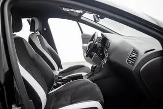 SEAT Leon, 2.0, 206 kW, bensiin, automaat, esivedu