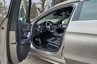 Mercedes-Benz C 180, 1.6, 115 kW, bensiin, automaat, tagavedu
