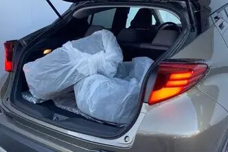 Toyota C-HR, 2.0, 112 kW, hübriid, automaat, esivedu