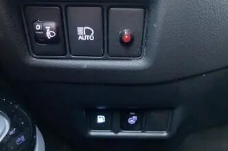 Toyota C-HR, 2.0, 112 kW, hübriid, automaat, esivedu