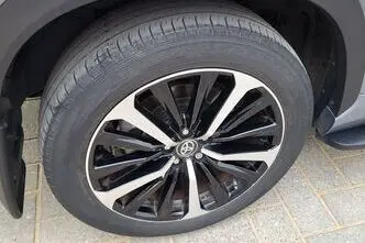 Toyota Highlander, 2.5, 140 kW, hübriid, automaat, nelikvedu