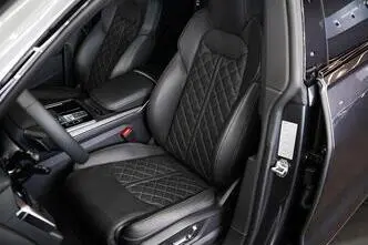 Audi SQ8, 4.0, 373 kW, petrol, automatic, four-wheel drive