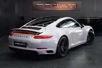 Porsche 911, 3.0, 309 kW, bensiin, automaat, nelikvedu