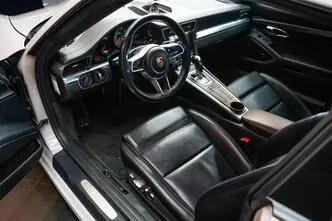 Porsche 911, 3.0, 309 kW, bensiin, automaat, nelikvedu