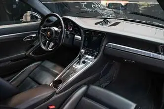 Porsche 911, 3.0, 309 kW, bensiin, automaat, nelikvedu