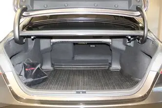 Toyota Camry, 2.5, 131 kW, hübriid, automaat, esivedu