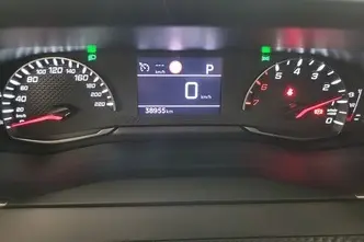 Peugeot 208, 1.2, 74 kW, bensiin, automaat, esivedu