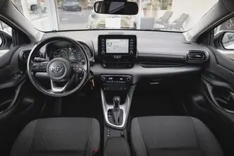 Toyota Yaris, 1.5, 68 kW, hübriid, automaat, esivedu