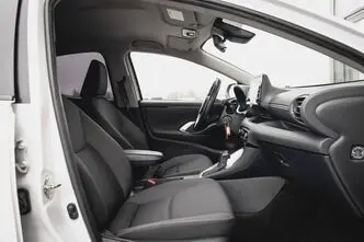 Toyota Yaris, 1.5, 68 kW, hübriid, automaat, esivedu