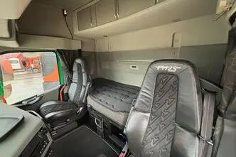 Volvo FH 540 8x4*4, 405 kW, diesel, automatic