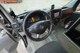 Mercedes-Benz Sprinter, 140 kW, diesel, automatic