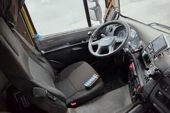 DAF CF 370 6X2*4, 241 kW, dīzelis, automātiskā