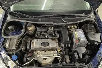 Peugeot 206, 1.4, 55 kW, petrol, manual, front-wheel drive