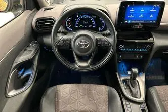 Toyota Yaris Cross, 1.5, 68 kW, hübriid, automaat, esivedu