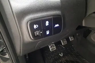 Hyundai i10, 1.0, 74 kW, bensiin, manuaal, esivedu