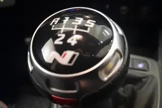 Hyundai i10, 1.0, 74 kW, bensiin, manuaal, esivedu