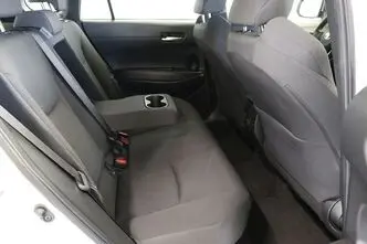 Toyota Corolla, 2.0, 112 kW, гибрид, автомат, передний привод