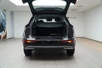 Audi Q5, 2.0, 150 kW, petrol, automatic, four-wheel drive